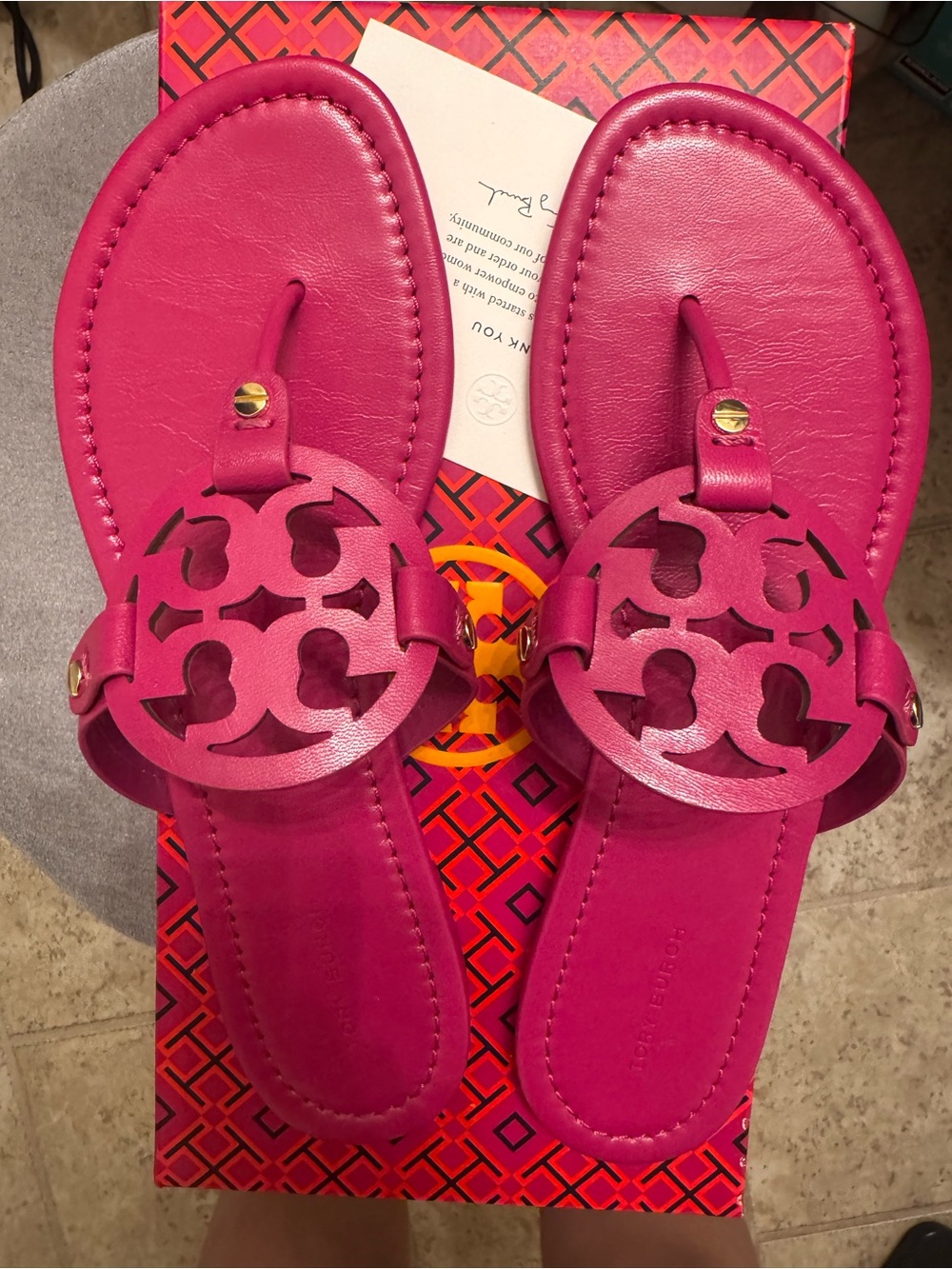Tory Burch Fuchsia Leather Miller Sandals RARE- RETIRED - Picture 1 of 6